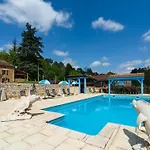 Blanquefort Hill Retreat