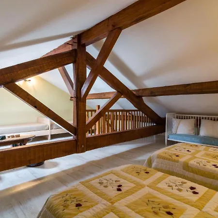 Holiday home Beautiful With Private Pool Saint-Cernin-de-l'Herm