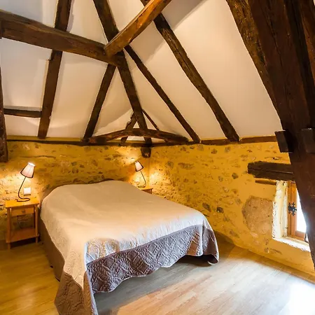 Blanquefort Hill Retreat