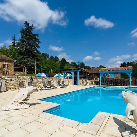 Blanquefort Hill Retreat