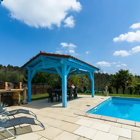 Prázdninový dům Blanquefort Hill Retreat