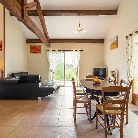 Blanquefort Hill Retreat *