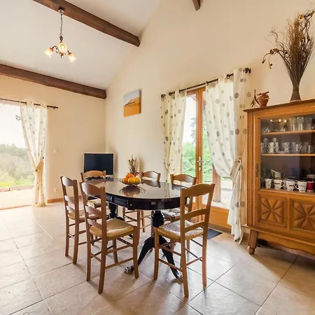 Prázdninový dům Blanquefort Hill Retreat Saint-Cernin-de-lʼHerm