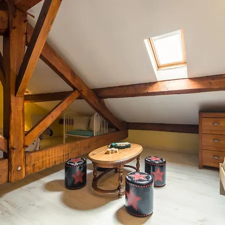 Semesterbostad Blanquefort Hill Retreat *
