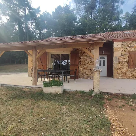 Blanquefort Hill Retreat *