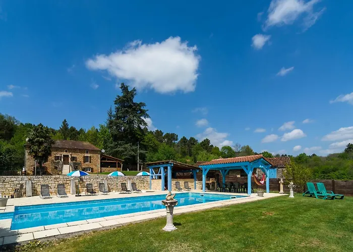 Blanquefort Hill Retreat *