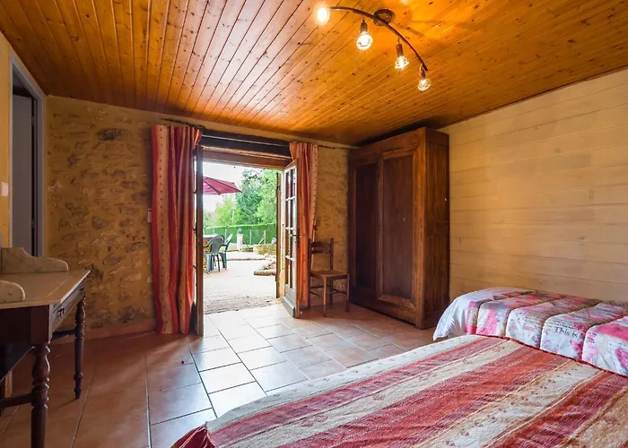 Blanquefort Hill Retreat Casa de Férias Saint-Cernin-de-lʼHerm