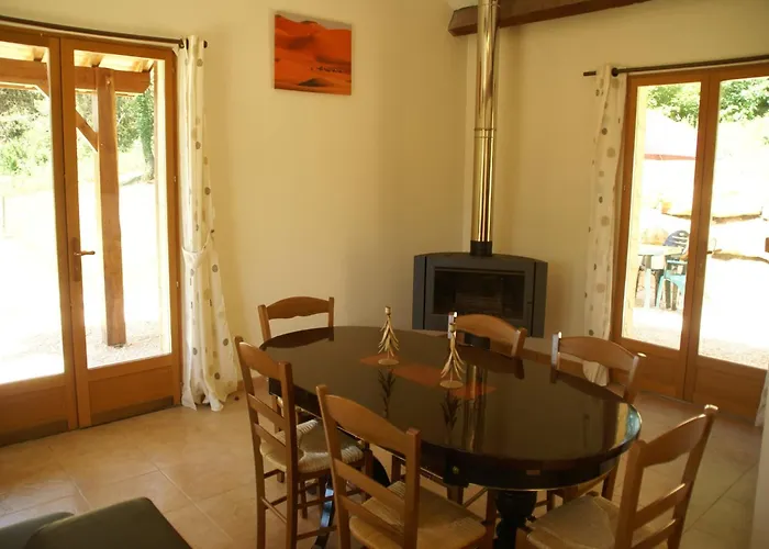 Blanquefort Hill Retreat